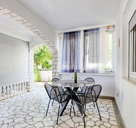 Helen Rogoznica (Sibenik-Knin)