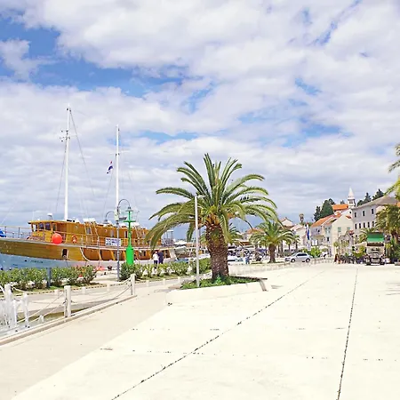 Helen Rogoznica (Sibenik-Knin)